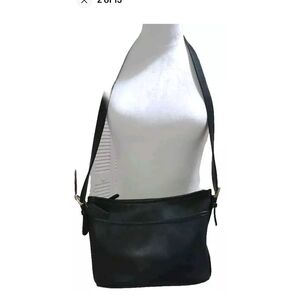 Vintage Coach Leather Crossbody Black Bag B7M 4143